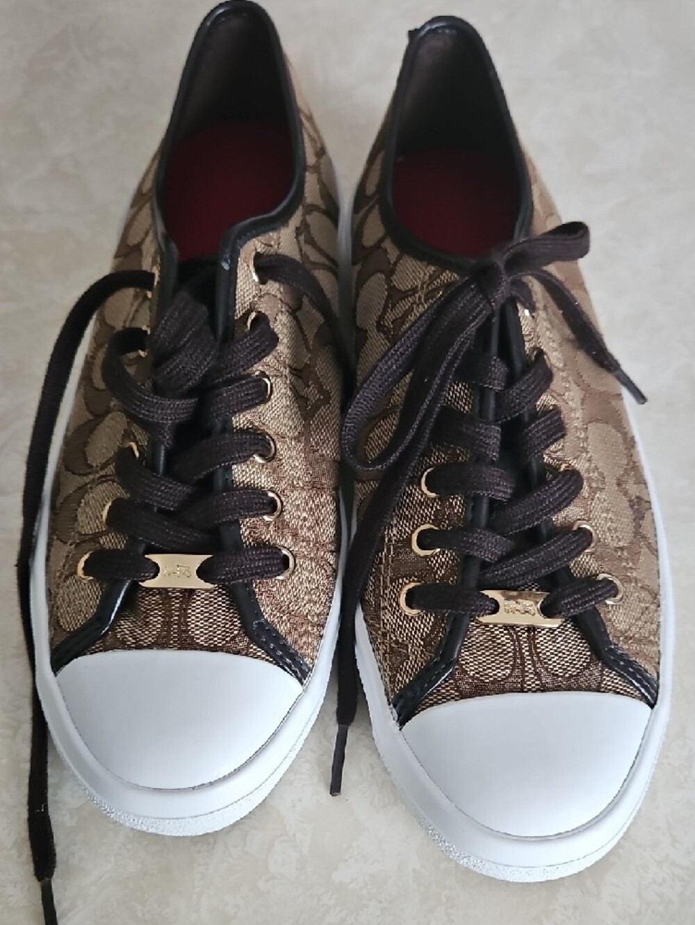 Coach Empire Outline Signature Canvas Sneaker, Size 9B. - Picture 5 of 13